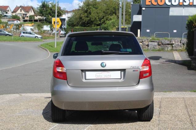 SKODA FABIA EXPERIENCE 1.6 TDI 105 CV BVM5 / ORIGINE FRANCE 9