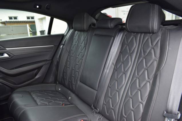 PEUGEOT 508 GT 2.0 HDI 180 CV EAT8 13