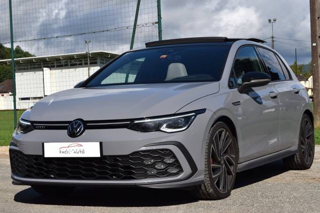 VOLKSWAGEN GOLF GTD 2.0 TDI 200 CV DSG7 / DCC / TOIT OUVRANT PANORAMIQUE 1