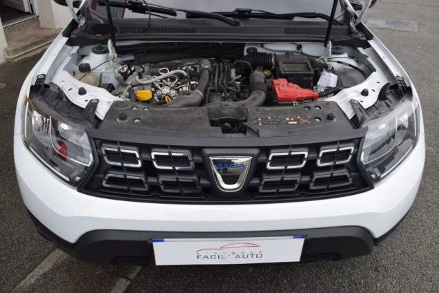 DACIA DUSTER CONFORT 1.3 TCE 150 CV 4X4 / CROCHET D ATTELAGE 19
