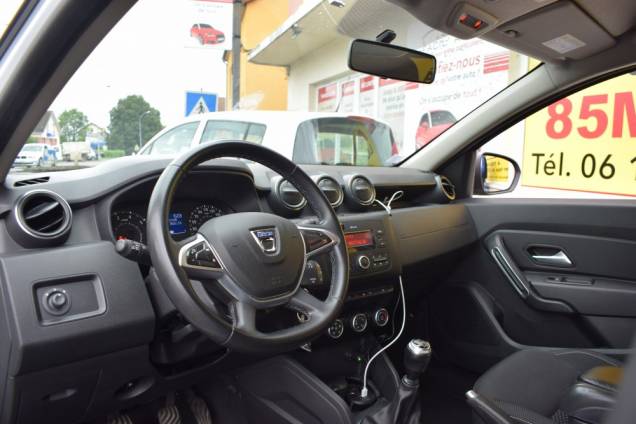 DACIA DUSTER CONFORT 1.3 TCE 150 CV 4X4 / CROCHET D ATTELAGE 10