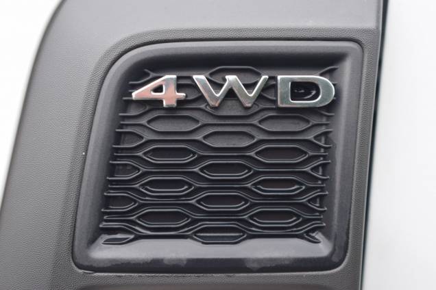 DACIA DUSTER CONFORT 1.3 TCE 150 CV 4X4 / CROCHET D ATTELAGE 9