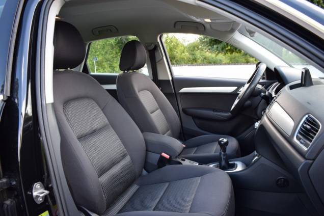 AUDI Q3 BUSINESS LINE 2.0 TDI QUATTRO 140 CV BV6 15