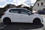 PEUGEOT 208 1.2 68 CV LIKE 9