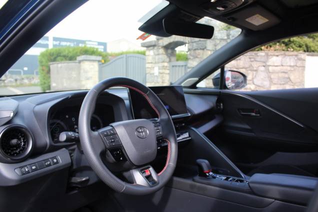 TOYOTA C-HR GR SPORT 2.0 HYBRIDE 200 CV  / TOIT PANORAMIQUE/ ORIGINE FRANCE / JBL 17