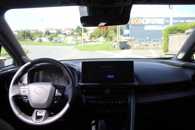 TOYOTA C-HR GR SPORT 2.0 HYBRIDE 200 CV  / TOIT PANORAMIQUE/ ORIGINE FRANCE / JBL 18