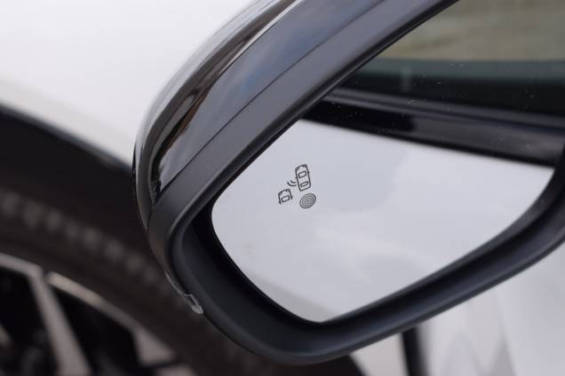 PEUGEOT 208 GT 156 CV 115KW / 16000 KMS / 1ere MAIN / TOIT PANORAMIQUE / POMPE A CHALEUR / DRIVE ASSIST PLUS 13