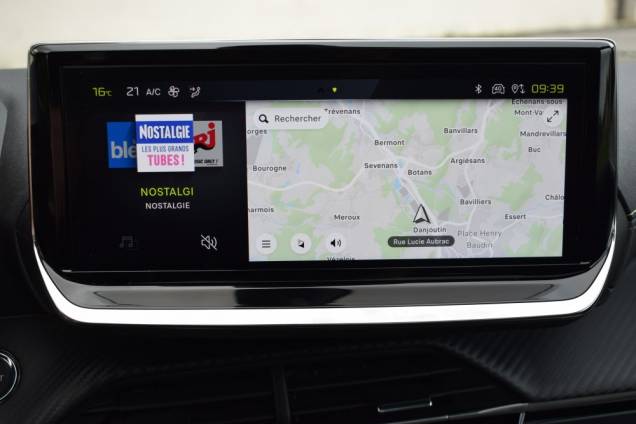PEUGEOT 208 GT 156 CV 115KW / 16000 KMS / 1ere MAIN / TOIT PANORAMIQUE / POMPE A CHALEUR / DRIVE ASSIST PLUS 27