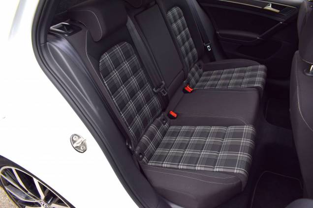 VOLKSWAGEN GOLF GTD 2.0 TDI 184 CV / TOIT OUVRANT PANORAMIQUE 26