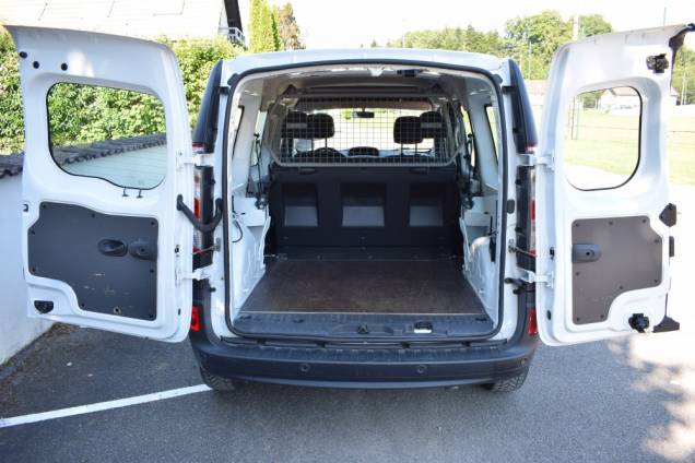 RENAULT KANGOO EXPRESS MAXI DCI 115 CV GRAND VOLUME GRAND CONFORT / 17500 KMS 17