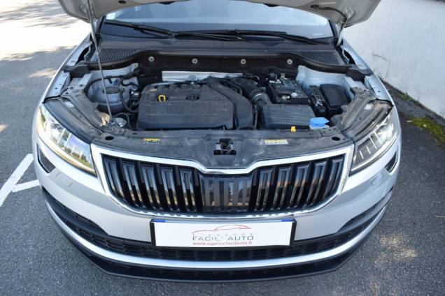 SKODA KAROQ EDITION DRIVE 125 YEARS 150 CV DSG 7 / 1ere MAIN / 72000 KMS / SUIVI COMPLET SKODA 26