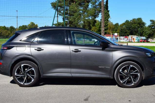 DS DS7 CROSSBACK EDITION LOUVRE 1.6 180 CV / 1ere MAIN / SUIVI COMPLET / FOCAL ELECTRA / TOIT OUVRANT PANORAMIQUE 7