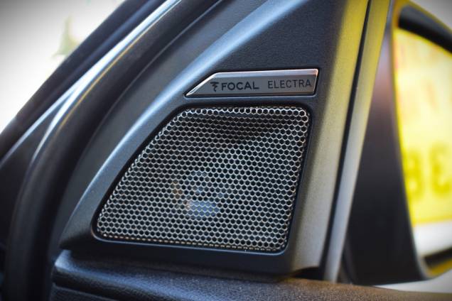 DS DS7 CROSSBACK EDITION LOUVRE 1.6 180 CV / 1ere MAIN / SUIVI COMPLET / FOCAL ELECTRA / TOIT OUVRANT PANORAMIQUE 37