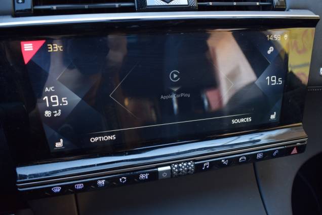 DS DS7 CROSSBACK EDITION LOUVRE 1.6 180 CV / 1ere MAIN / SUIVI COMPLET / FOCAL ELECTRA / TOIT OUVRANT PANORAMIQUE 23