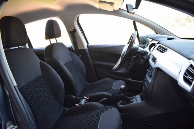 CITROEN C3 CONFORT 1.4 i 75 CV 12