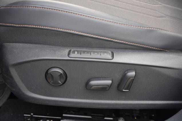 CUPRA FORMENTOR HYBRID RECHARGEABLE 204 CV DSG 6 / 1ere MAIN / TOIT OUVRANT PANORAMIQUE / 35000 KMS / ORIGINE FRANCE 20 CUPRA FORMENTOR HYBRID RECHARGEABLE 204 CV DSG 6 / 1ere MAIN / TOIT OUVRANT PANORAMIQUE / 35000 KMS / ORIGINE FRANCE 20