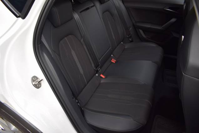 CUPRA FORMENTOR HYBRID RECHARGEABLE 204 CV DSG 6 / 1ere MAIN / TOIT OUVRANT PANORAMIQUE / 35000 KMS / ORIGINE FRANCE 29 CUPRA FORMENTOR HYBRID RECHARGEABLE 204 CV DSG 6 / 1ere MAIN / TOIT OUVRANT PANORAMIQUE / 35000 KMS / ORIGINE FRANCE 29