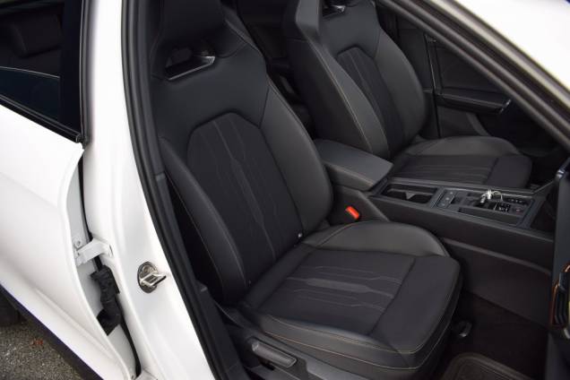 CUPRA FORMENTOR HYBRID RECHARGEABLE 204 CV DSG 6 / 1ere MAIN / TOIT OUVRANT PANORAMIQUE / 35000 KMS / ORIGINE FRANCE 30 CUPRA FORMENTOR HYBRID RECHARGEABLE 204 CV DSG 6 / 1ere MAIN / TOIT OUVRANT PANORAMIQUE / 35000 KMS / ORIGINE FRANCE 30