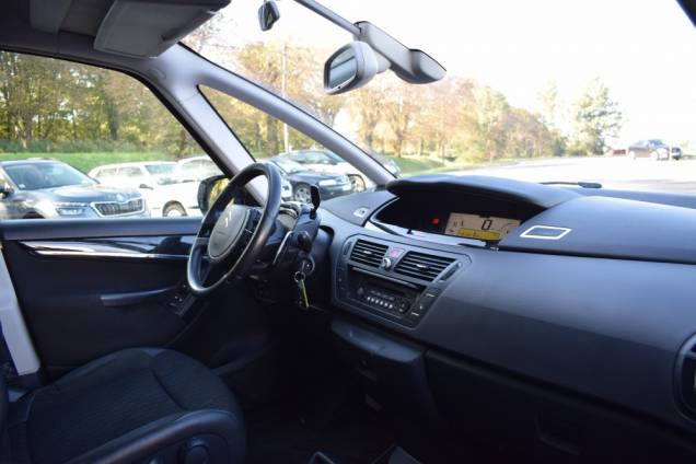 CITROEN C4 PICASSO EXCLUSIVE 1.6 HDI 110 CV BOITE AUTOMATIQUE 13 CITROEN C4 PICASSO EXCLUSIVE 1.6 HDI 110 CV BOITE AUTOMATIQUE 13