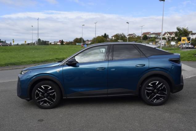 PEUGEOT 3008 GT HYBRID 136 CV E-DSC 2