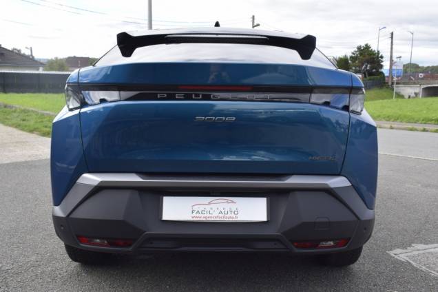 PEUGEOT 3008 GT HYBRID 136 CV E-DSC 4