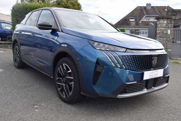 PEUGEOT 3008 GT HYBRID 136 CV E-DSC 7