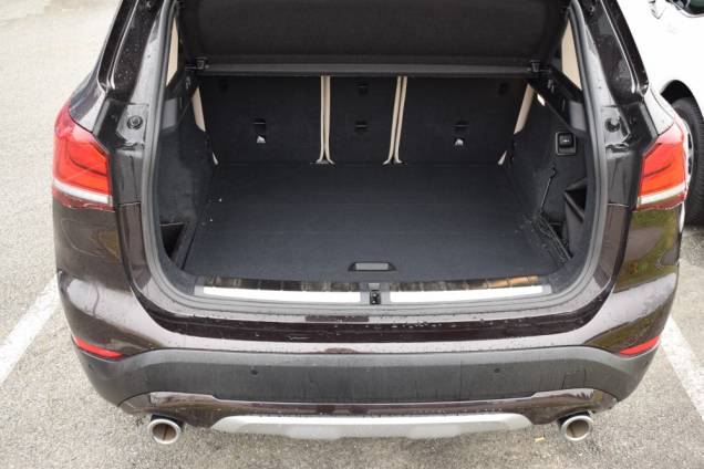 BMW X1 XLINE 20 i A X-DRIVE 192 CV BVA / 1ere MAIN 16