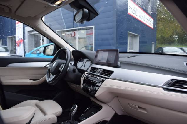 BMW X1 XLINE 20 i A X-DRIVE 192 CV BVA / 1ere MAIN 14