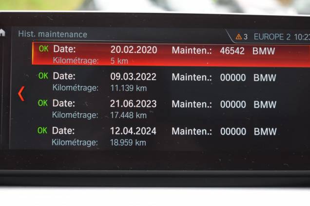 BMW X1 XLINE 20 i A X-DRIVE 192 CV BVA / 1ere MAIN 15