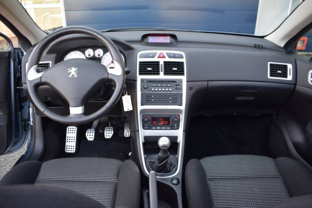 PEUGEOT 307 CC 1.6 16 V 110 CV CABRIOLET / 1ère MAIN 57900 KMS 16