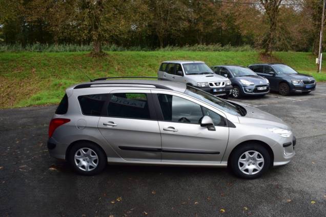 PEUGEOT 308 SW 1.4 95 CV BREAK / 1ère MAIN / 59900 KMS 10