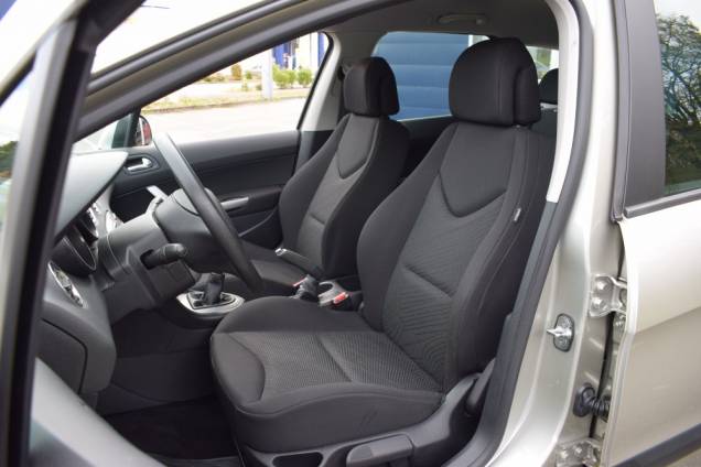 PEUGEOT 308 SW 1.4 95 CV BREAK / 1ère MAIN / 59900 KMS 11