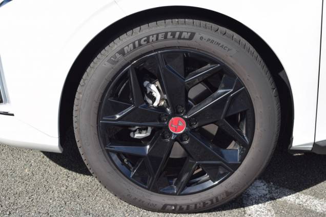 DS DS4 PERFORMANCE LINE + HDI 130 CV EAT8 / 8800 KMS / 1ere MAIN / MATRIX LED 9