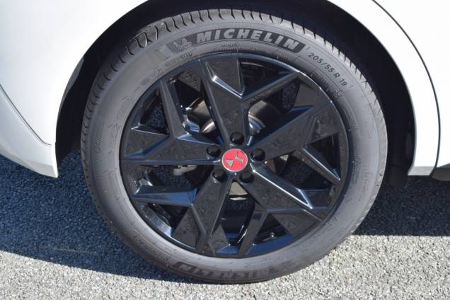 DS DS4 PERFORMANCE LINE + HDI 130 CV EAT8 / 8800 KMS / 1ere MAIN / MATRIX LED 12