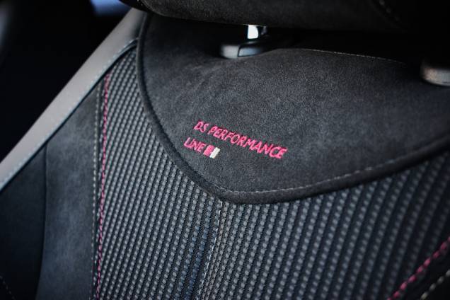 DS DS4 PERFORMANCE LINE + HDI 130 CV EAT8 / 8800 KMS / 1ere MAIN / MATRIX LED 19