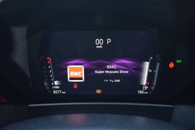 DS DS4 PERFORMANCE LINE + HDI 130 CV EAT8 / 8800 KMS / 1ere MAIN / MATRIX LED 16