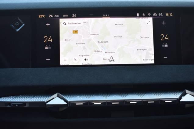 DS DS4 PERFORMANCE LINE + HDI 130 CV EAT8 / 8800 KMS / 1ere MAIN / MATRIX LED 29