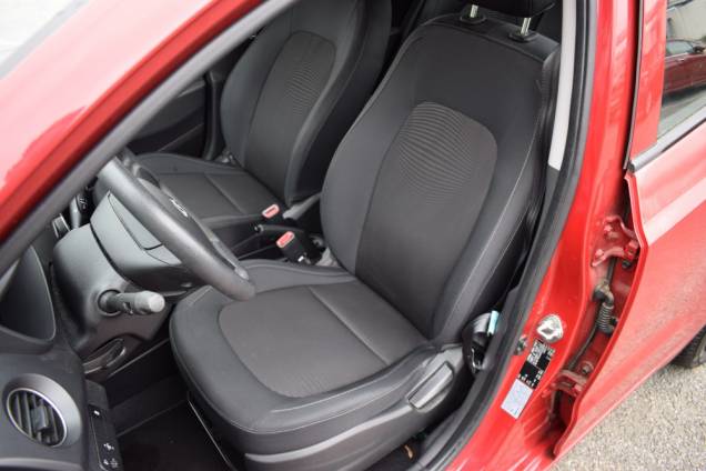 HYUNDAI I 10 INITIA 67 CV / 40950 KMS 10
