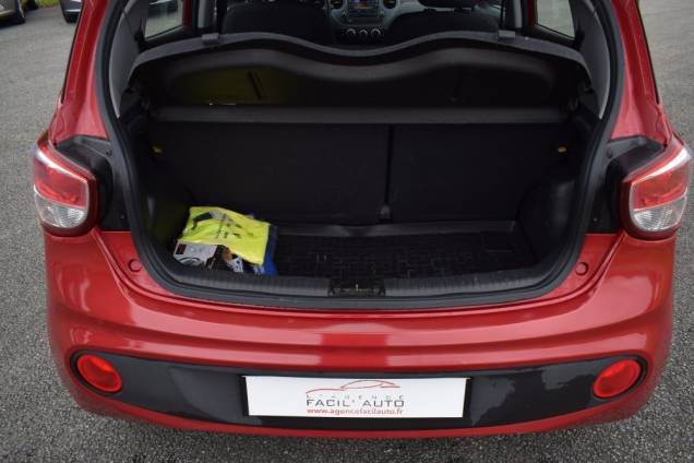 HYUNDAI I 10 INITIA 67 CV / 40950 KMS 13