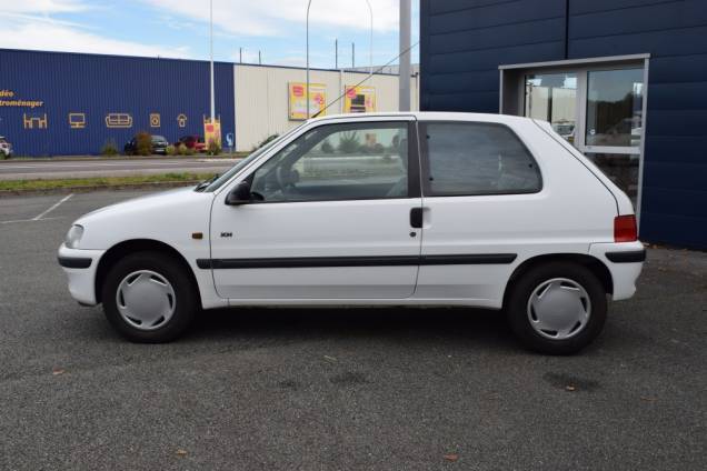 PEUGEOT 106 1.6 90 CV BOITE AUTOMATIQUE / 1ère MAIN / 34500 KMS  8