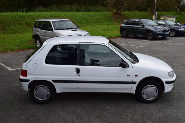 PEUGEOT 106 1.6 90 CV BOITE AUTOMATIQUE / 1ère MAIN / 34500 KMS  11