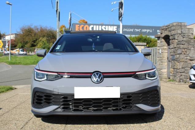 VOLKSWAGEN GOLF GTI CLUBSPORT 300 CV DSG7 / TOIT OUVRANT PANORAMIQUE 2