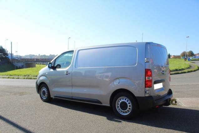 PEUGEOT EXPERT ASPHALT STANDART 2.0 BLUEHDI 180 CV EAT8 / 1ER MAIN / ORIGINE FRANCE 7 PEUGEOT EXPERT ASPHALT STANDART 2.0 BLUEHDI 180 CV EAT8 / 1ER MAIN / ORIGINE FRANCE 7