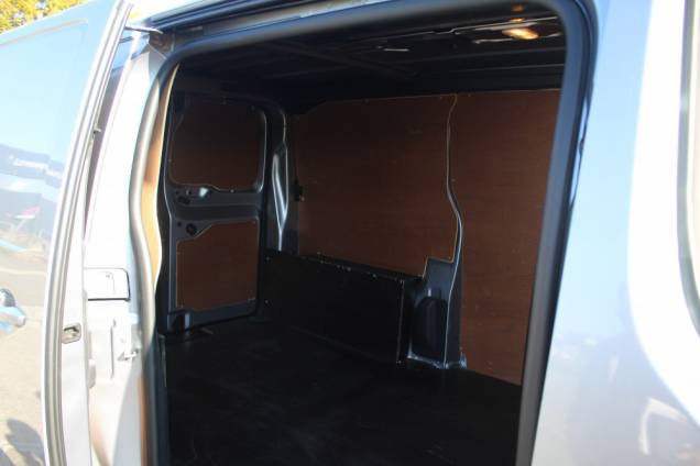 PEUGEOT EXPERT ASPHALT STANDART 2.0 BLUEHDI 180 CV EAT8 / 1ER MAIN / ORIGINE FRANCE 12 PEUGEOT EXPERT ASPHALT STANDART 2.0 BLUEHDI 180 CV EAT8 / 1ER MAIN / ORIGINE FRANCE 12