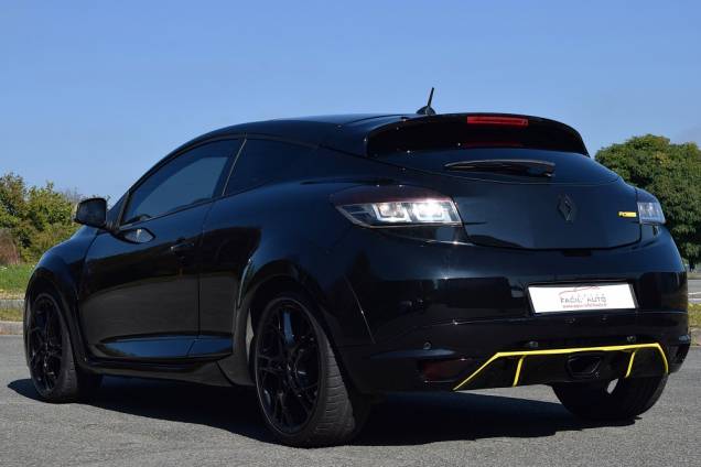 RENAULT MEGANE RS CUP 2.0 TURBO 265 CV BV6 / 67 200 KMS 5 RENAULT MEGANE RS CUP 2.0 TURBO 265 CV BV6 / 67 200 KMS 5