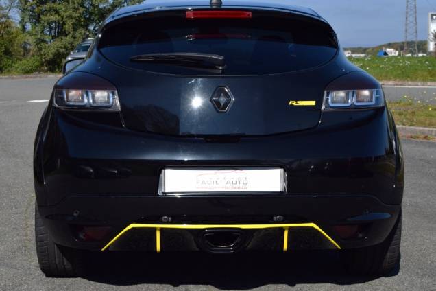 RENAULT MEGANE RS CUP 2.0 TURBO 265 CV BV6 / 67 200 KMS 10 RENAULT MEGANE RS CUP 2.0 TURBO 265 CV BV6 / 67 200 KMS 10