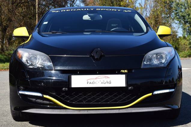 RENAULT MEGANE RS CUP 2.0 TURBO 265 CV BV6 / 67 200 KMS 9 RENAULT MEGANE RS CUP 2.0 TURBO 265 CV BV6 / 67 200 KMS 9