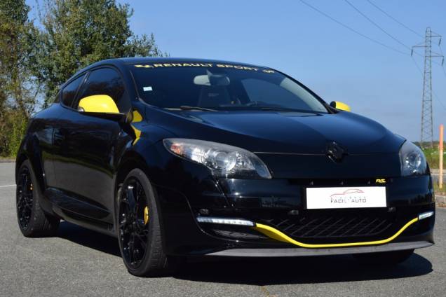 RENAULT MEGANE RS CUP 2.0 TURBO 265 CV BV6 / 67 200 KMS 4 RENAULT MEGANE RS CUP 2.0 TURBO 265 CV BV6 / 67 200 KMS 4