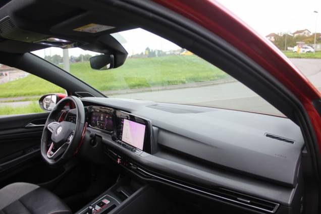 VOLKSWAGEN GOLF GTI CLUBSPORT 300 CV DSG7 / TOIT OUVRANT PANORAMIQUE 14