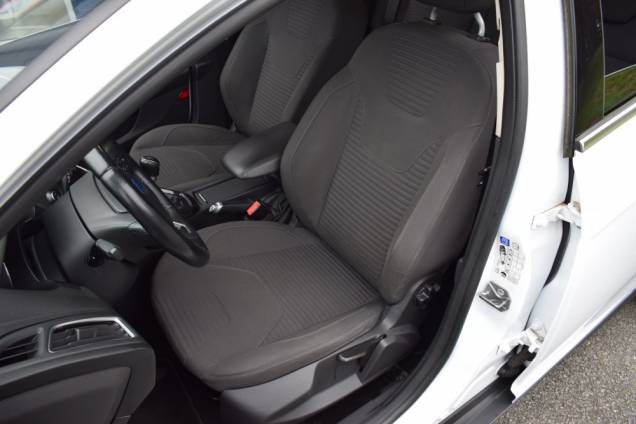 FORD FOCUS EDITION TITANIUM 1.5 TDCI 120 CV 9